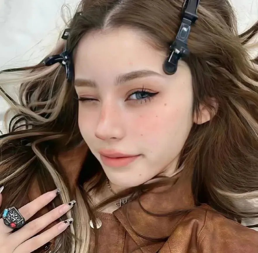 阿玛蒂女孩